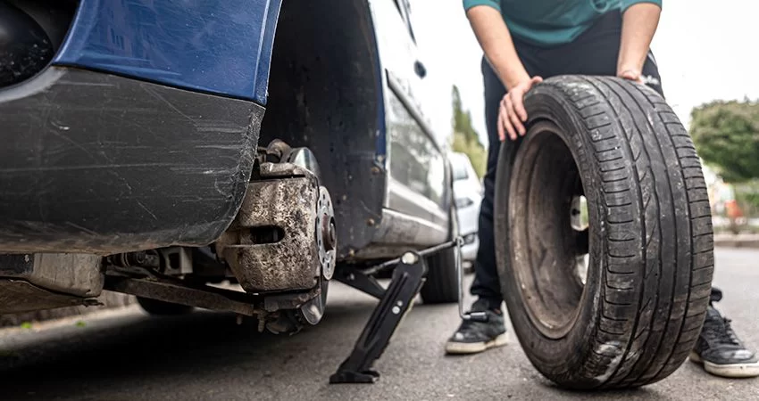 How to Fix a Car with Worn-Out Tires: A Step-by-Step Guide for Safe and Smooth Driving