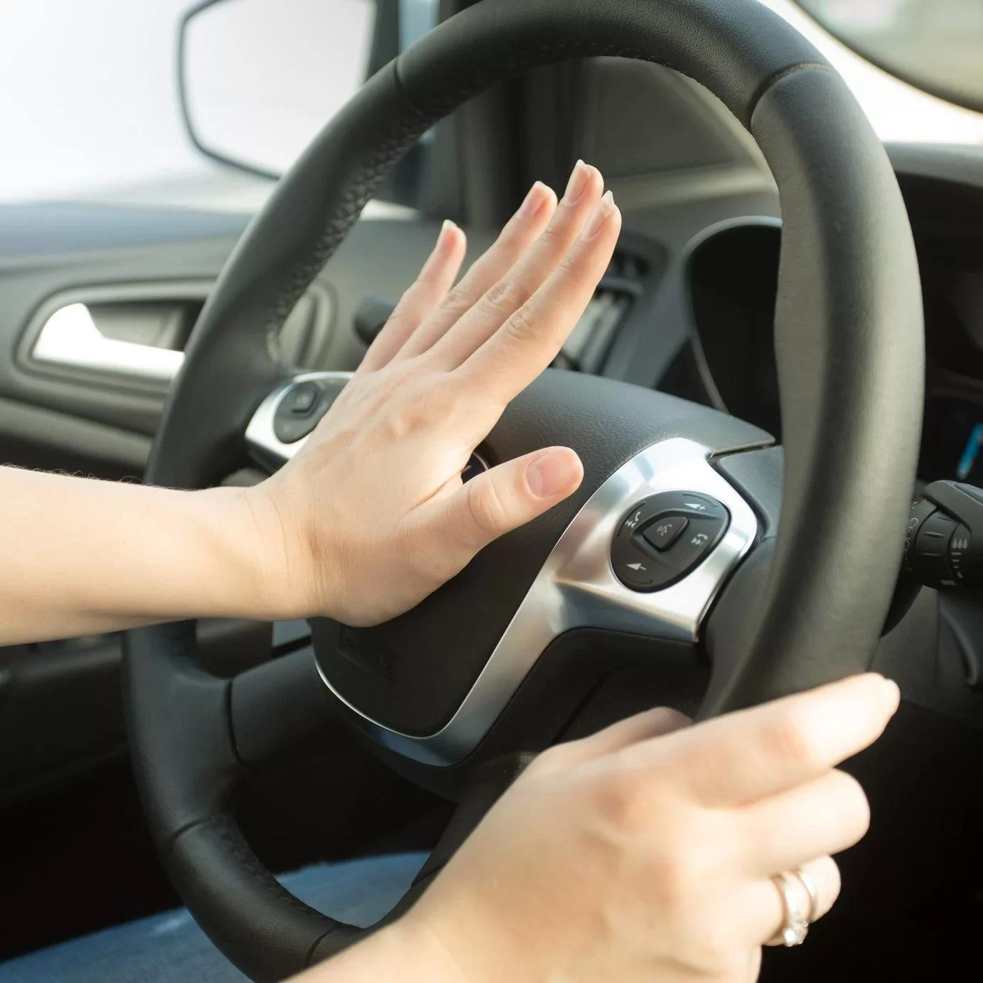 How to Fix a Car with a Malfunctioning Horn: Step-by-Step Guide