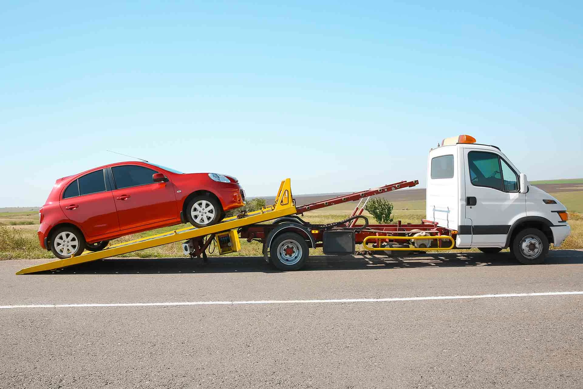 The Benefits of Emergency Towing Services for Your Business: Why It’s Essential