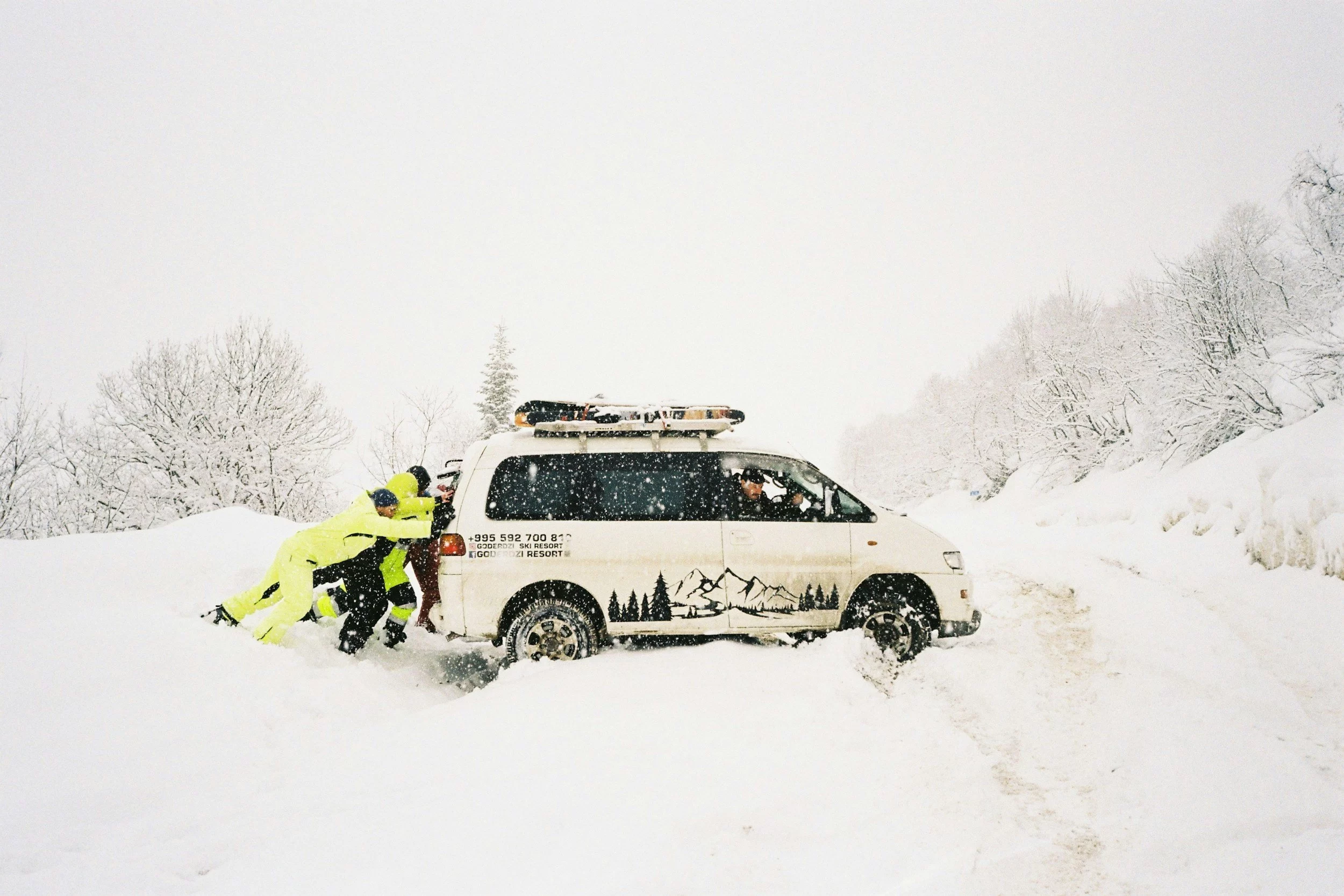 Efficient Towing Solutions for Trucks Stuck in Snow and Ice – Rescue & Towing Services