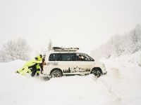 Efficient Towing Solutions for Trucks Stuck in Snow and Ice – Rescue & Towing Services