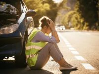How to Handle a Car Breakdown While on Vacation: Essential Tips for Roadside Emergencies