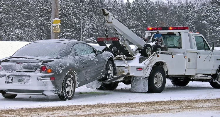 Best Towing Services for Vehicles Stuck in Snow