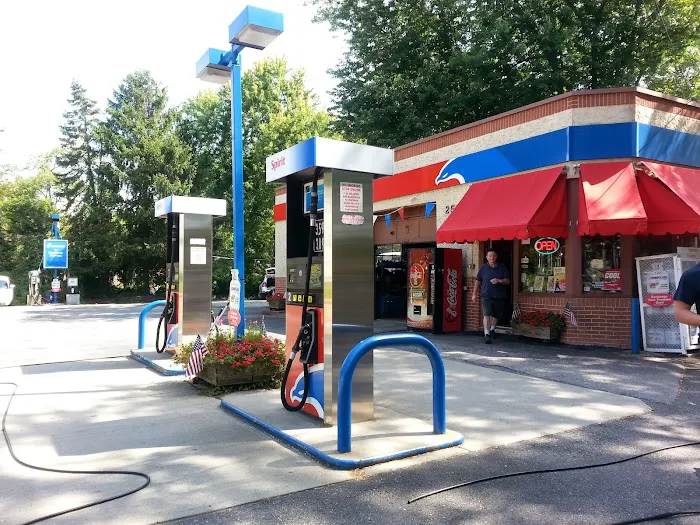 Al's Spirit Service Station 0