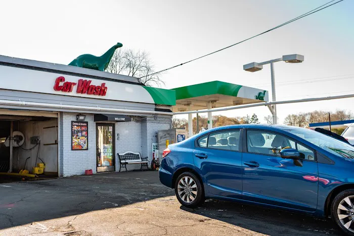 The RoadRunners Danbury Gas Station & Convenience Store 3
