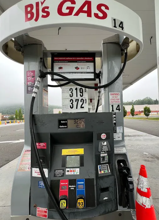 BJ's Gas Station 9