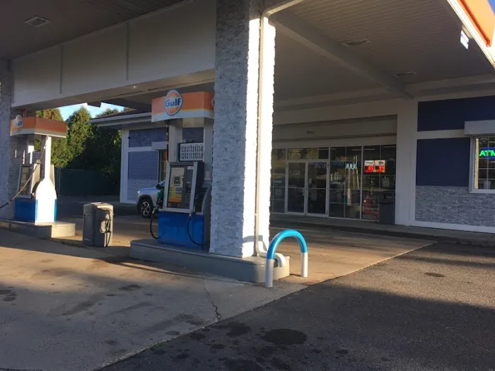 Gulf Gas Station & C-Store 1