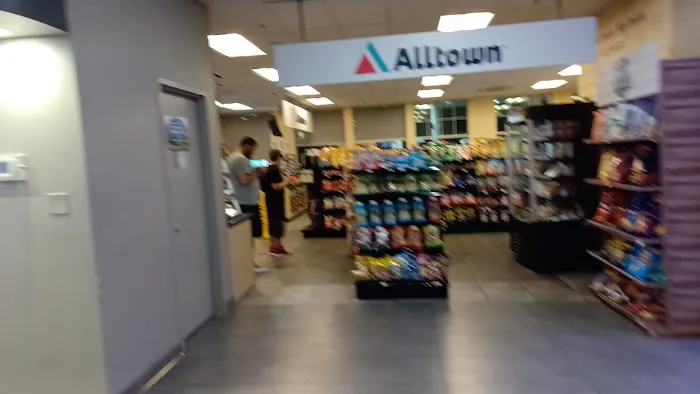 Millford Service Plaza 9