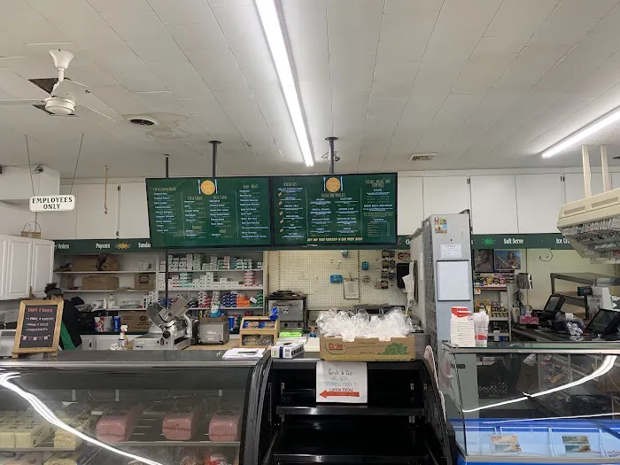 Joanna Store/BP Station 0