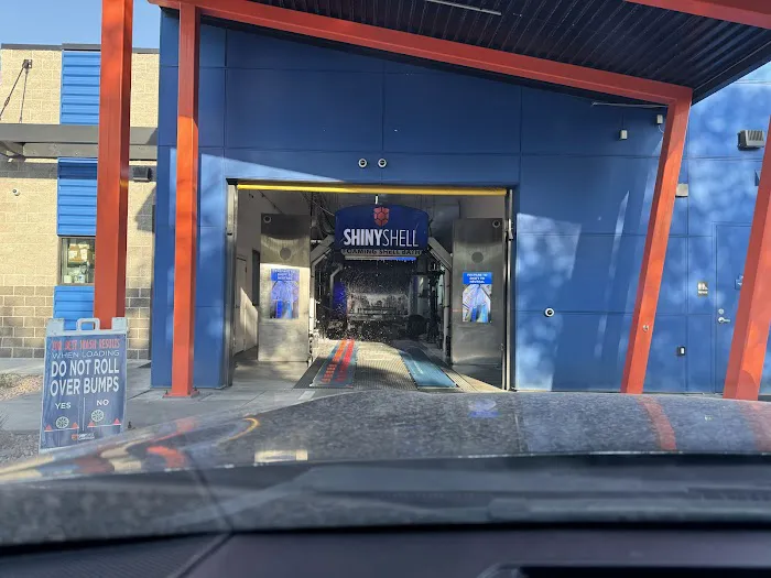 Shiny Shell Carwash 4