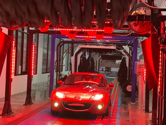 Shiny Shell Carwash 7