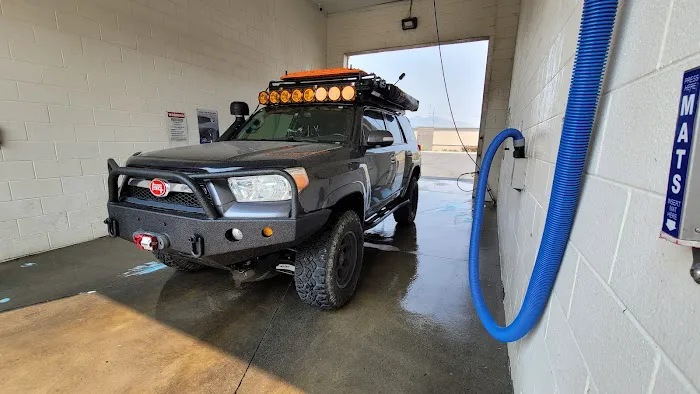The Salty Dog Car and Pet Wash 6