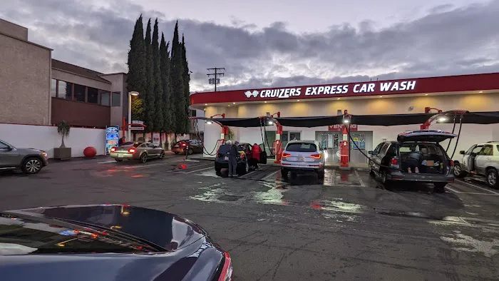 Mister Car Wash 4