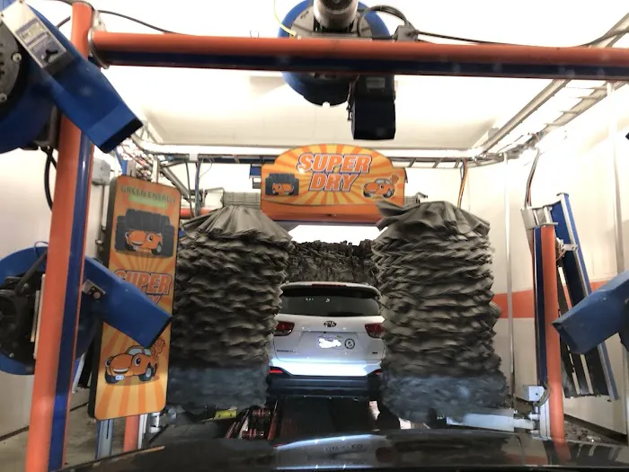 Fast5Xpress Car Wash Ontario 1 3