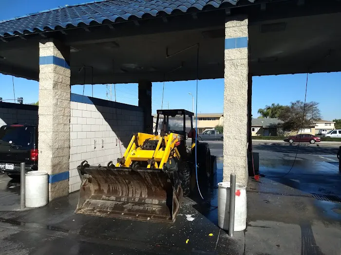 Mesa Verde Car Wash 7