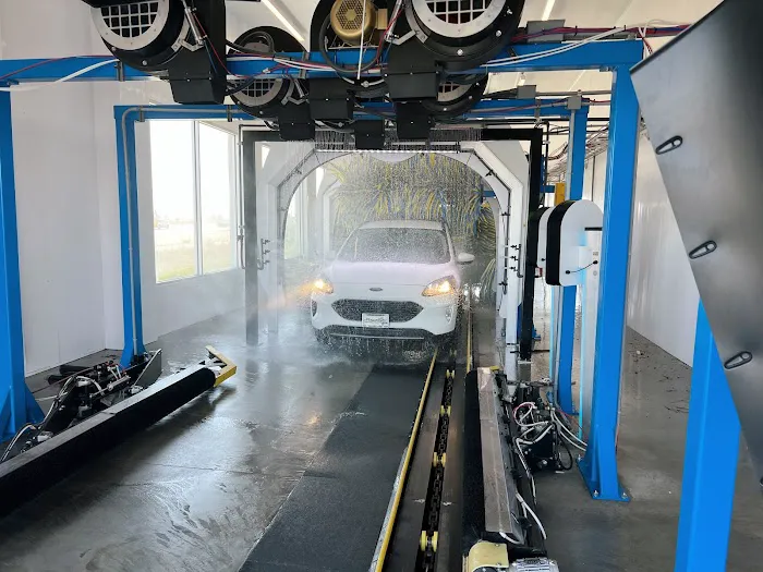 Planet Car Wash 9
