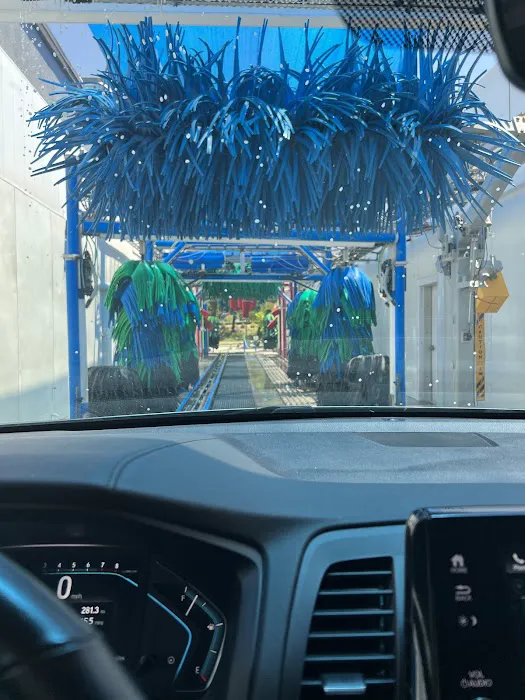 H2GO Car Wash 5