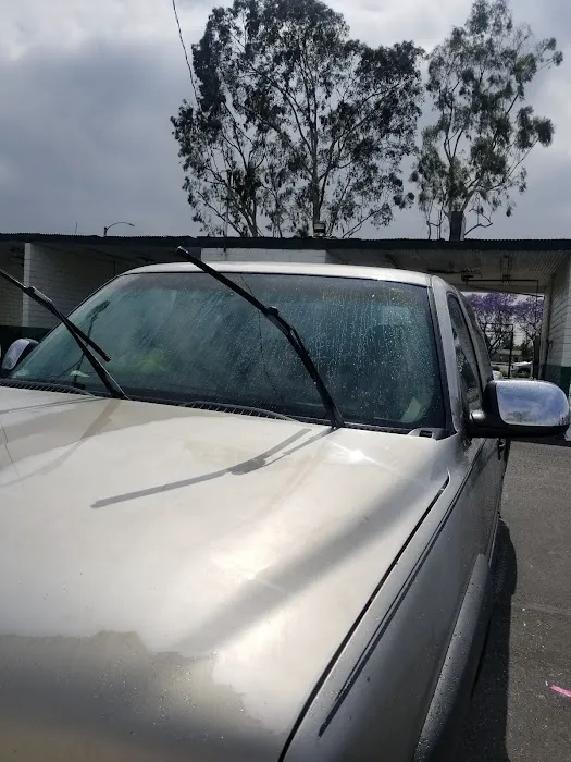 Mom's Coin Car Wash 4