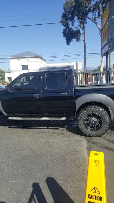 Bubble Bath Car Wash 1