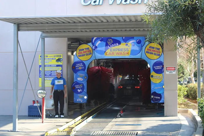 Lions Express Car Wash 6