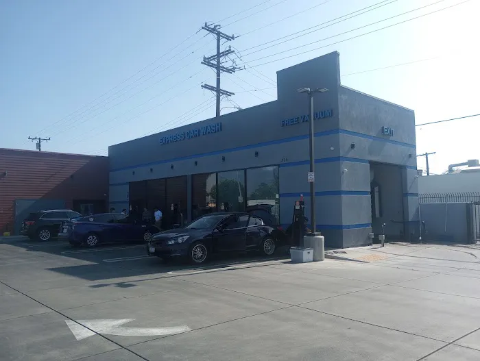 Compton Car Studio Express Car Wash 4