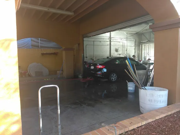 Clement's Car Wash 4