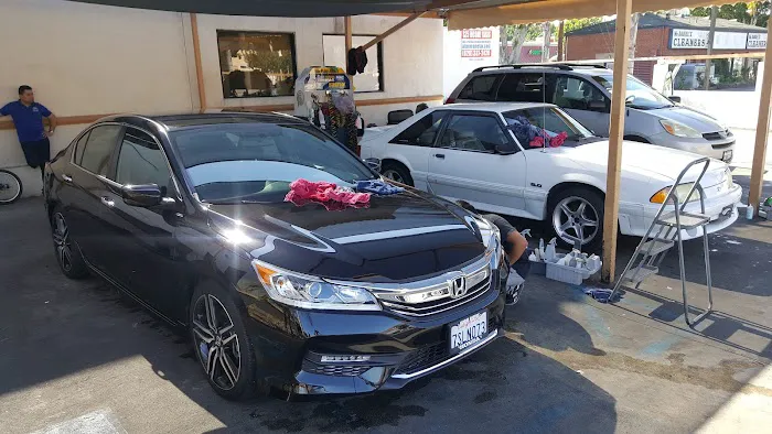 Baldwin Park Car Wash 4