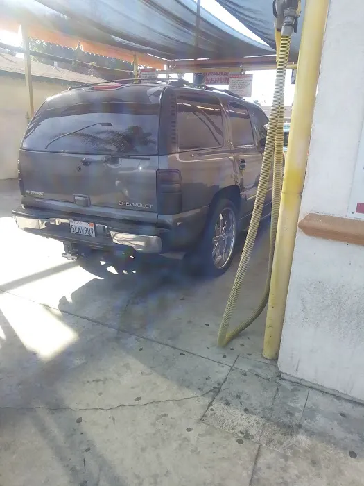 Baldwin Park Car Wash 8