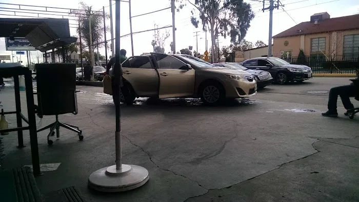 Fred’s Car Wash 2