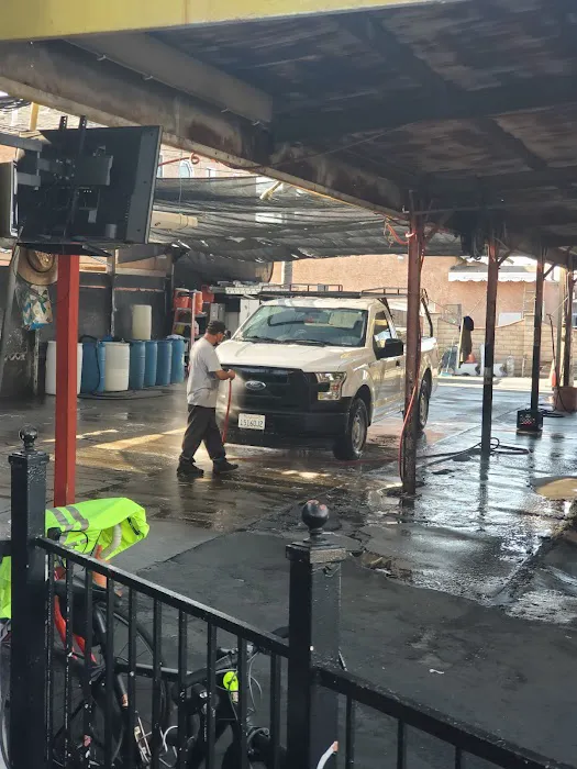 Super Shiny Hand Car Wash 6