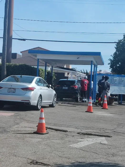 Flow Wash 100%Hand Car Wash 3