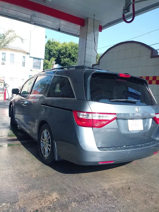 Pico Car Wash 5