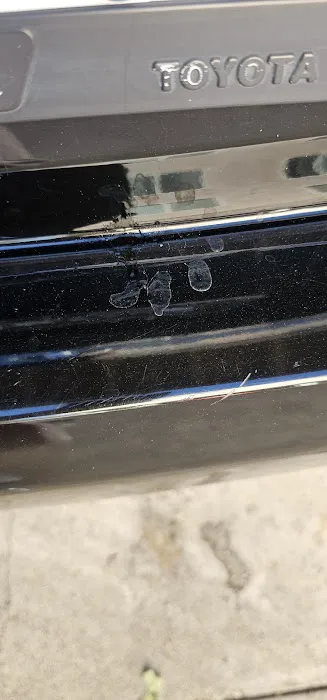 Glenoaks Car Wash 8