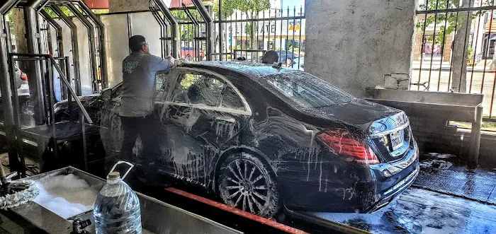 Ventura Car Wash 1