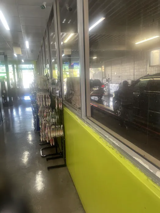 Fashion Square Car Wash & Oil Change 8
