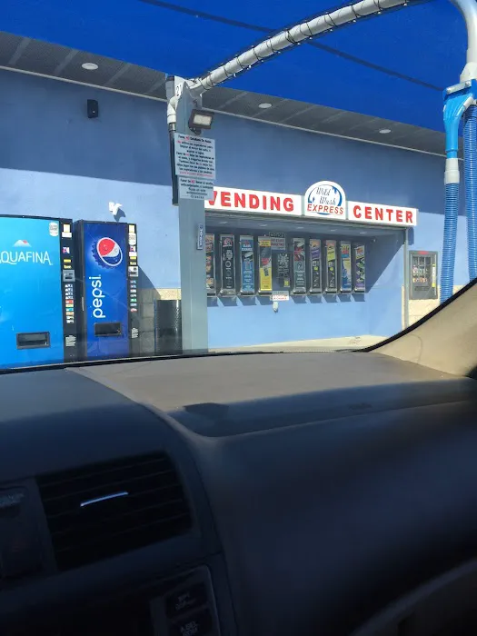 Wild Wash Express 4