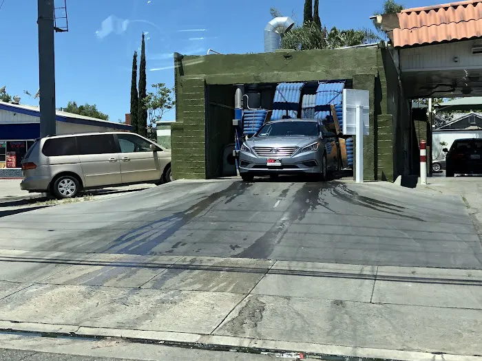Denny's Car Wash 5