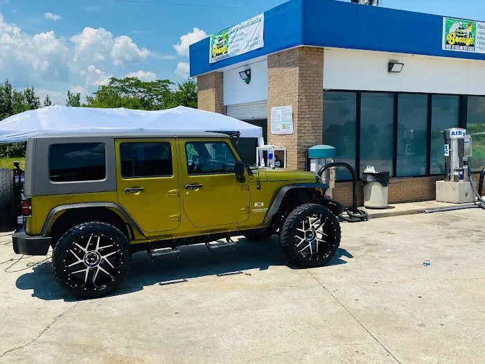 Beezy's mobile car wash and detailing services 7