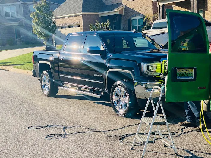 Beezy's mobile car wash and detailing services 4