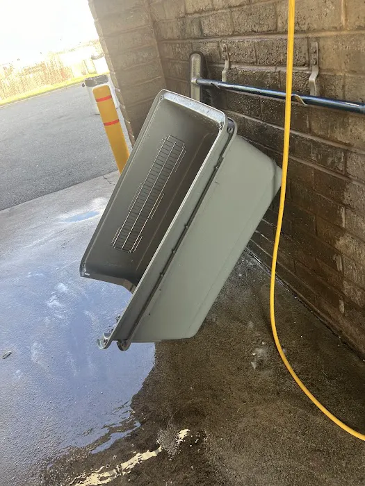 Bay Wash Self Car Wash 8