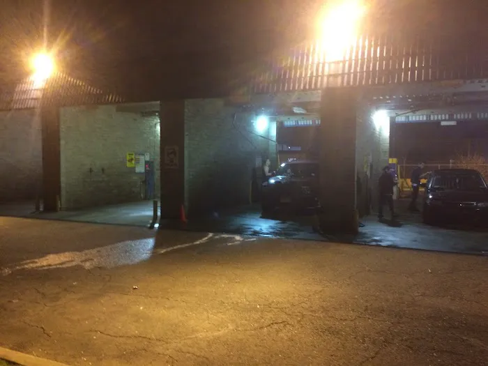 Bay Wash Self Car Wash 3