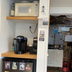 Al's Service Station ico