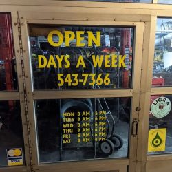 Bob's Tire & Auto Service ico
