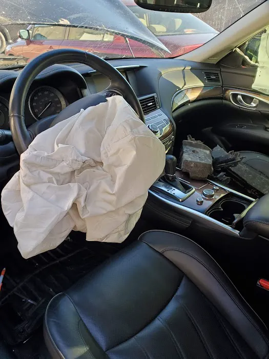 White Eagle Auto Body (Naperville) 4