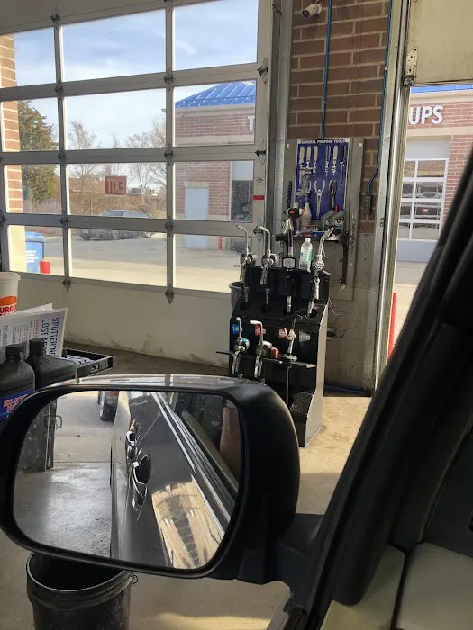 Express Oil Change & Tire Engineers 4
