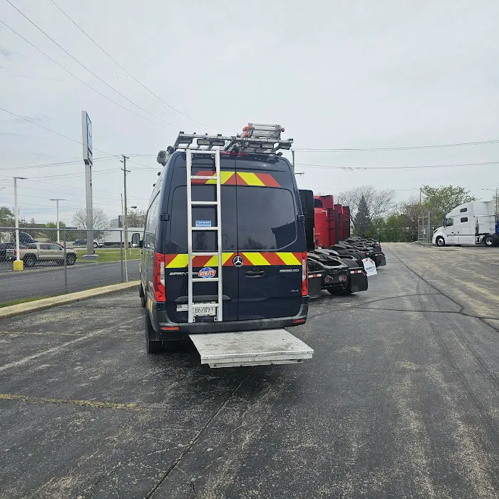 Emergency Truck and Trailer Repair 7