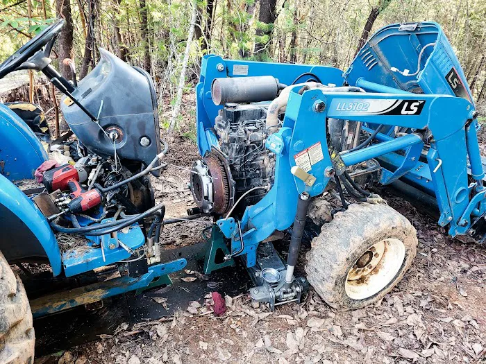 SOUTHERN OREGON FARM & EQUIPMENT REPAIR 0