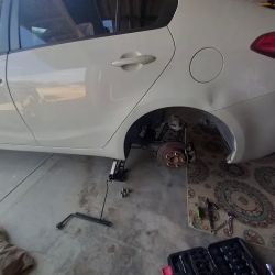 Julian's Autobody & Repairs ico
