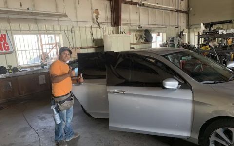 Hills windows repair & tinting