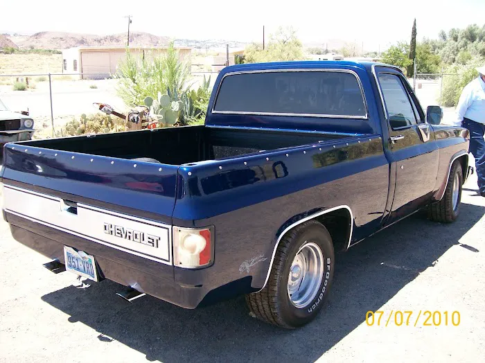 J's Auto Body Shop 9